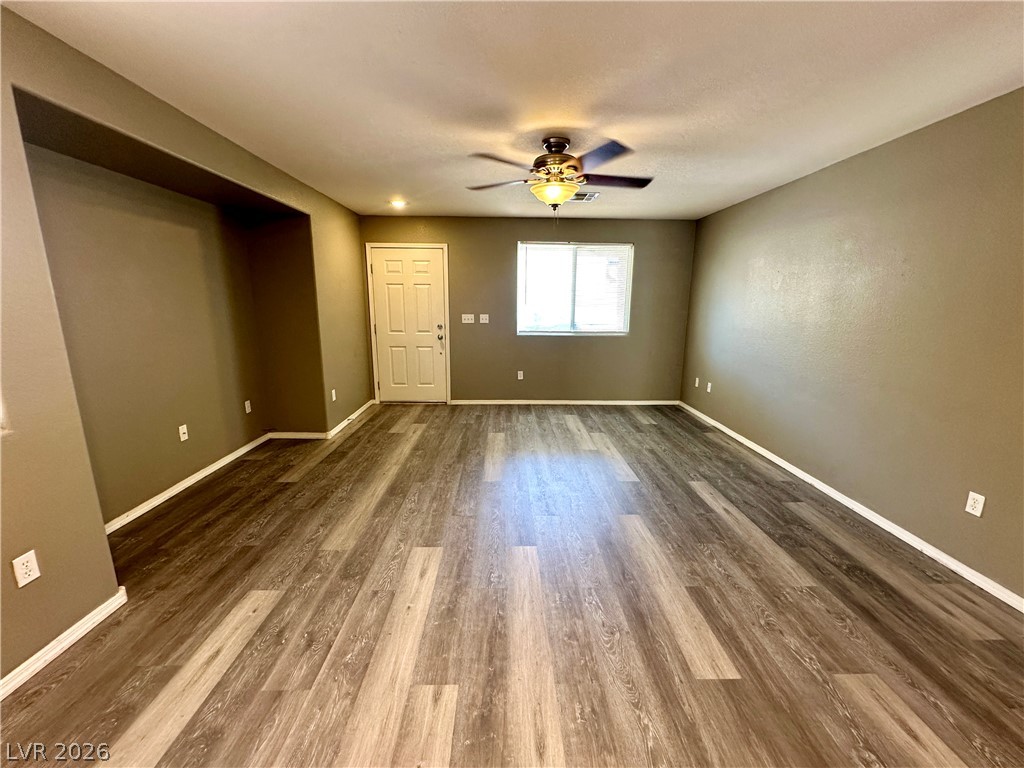 9362 Boulder Opal Avenue Property Photo 3
