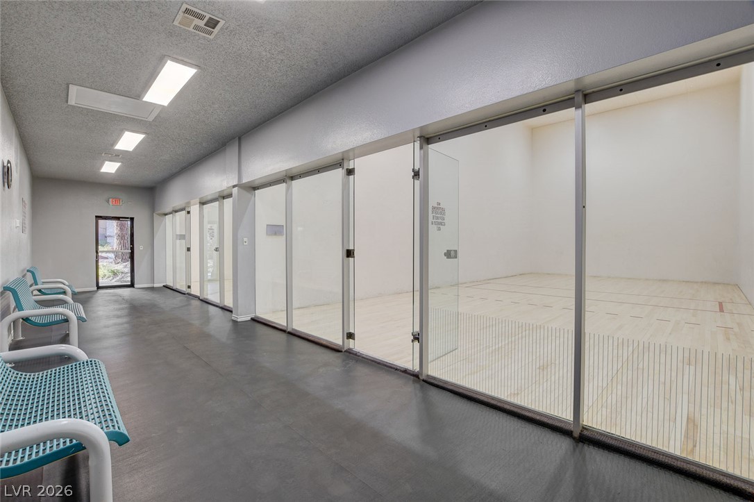 2200 South Fort Apache Road 1081 Property Photo 6