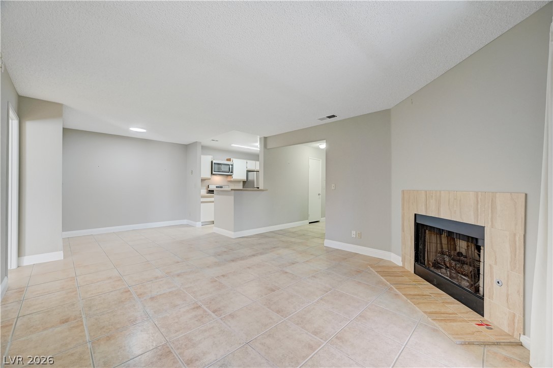 2200 South Fort Apache Road 1081 Property Photo 13