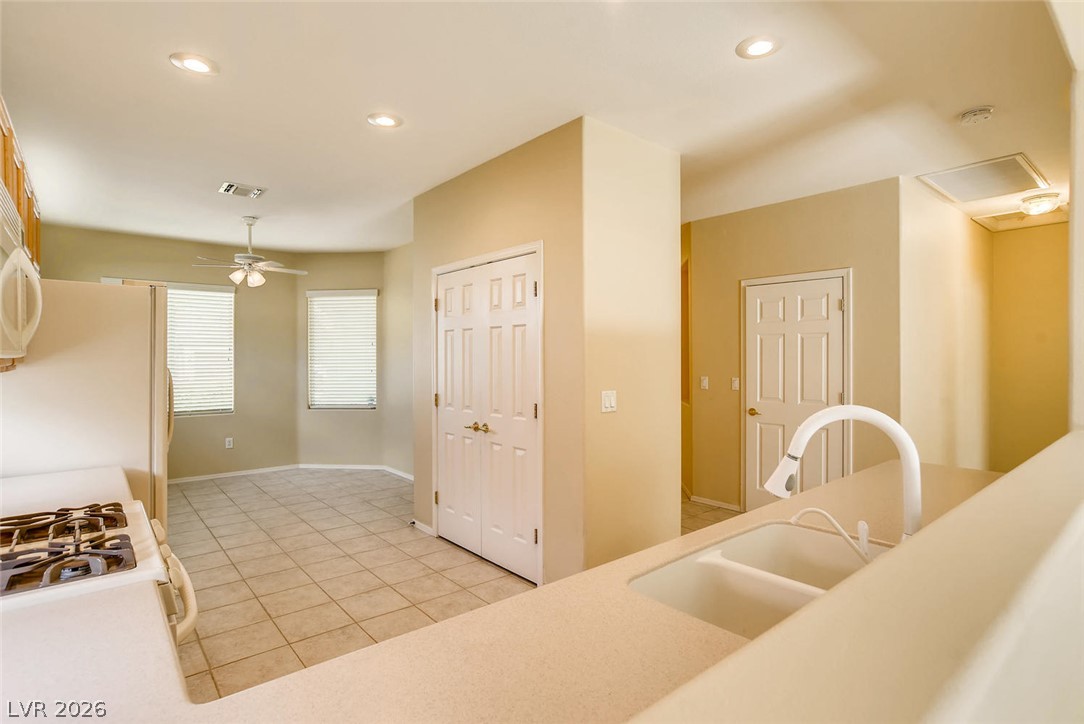 3027 Hickory Valley Road Property Photo 6