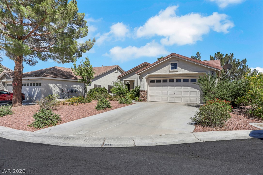 1808 Nevada Falls Court Property Photo 2