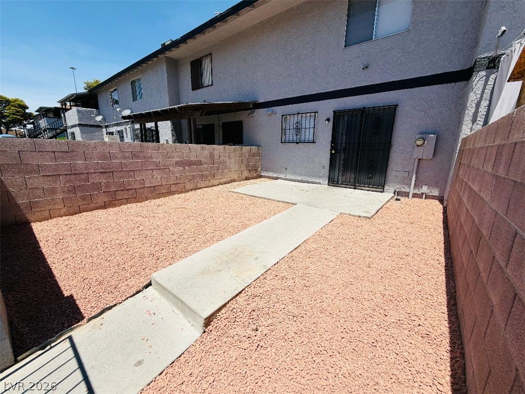 2201 Mars Avenue E Property Photo 2