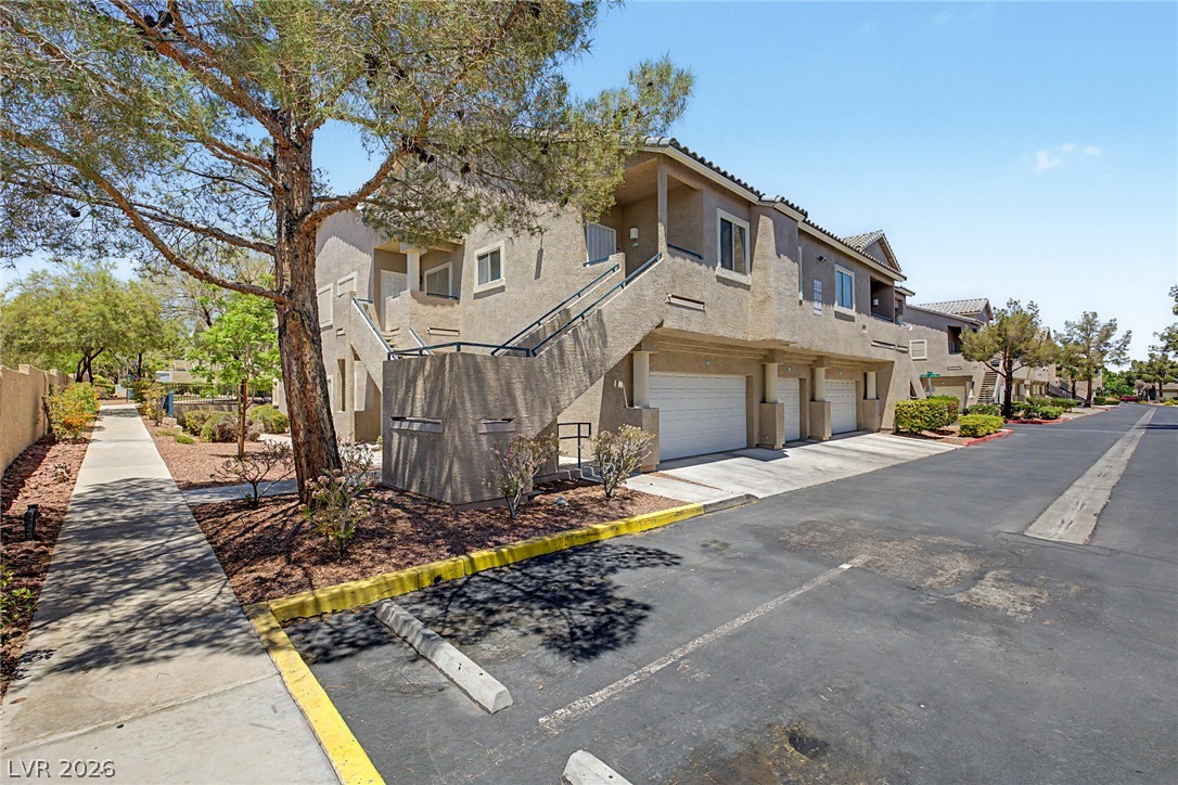 2153 Quarry Ridge Street 103 Property Photo 7
