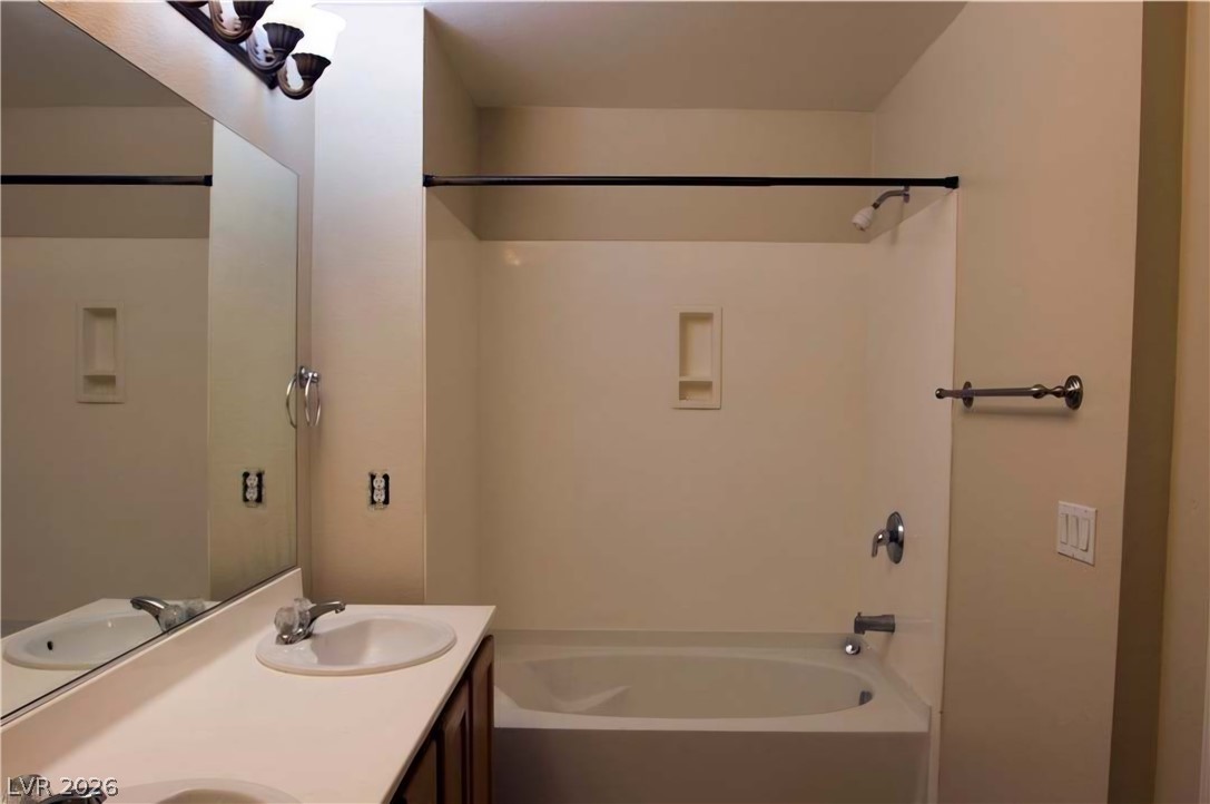 43 East Agate Avenue 302 Property Photo 14