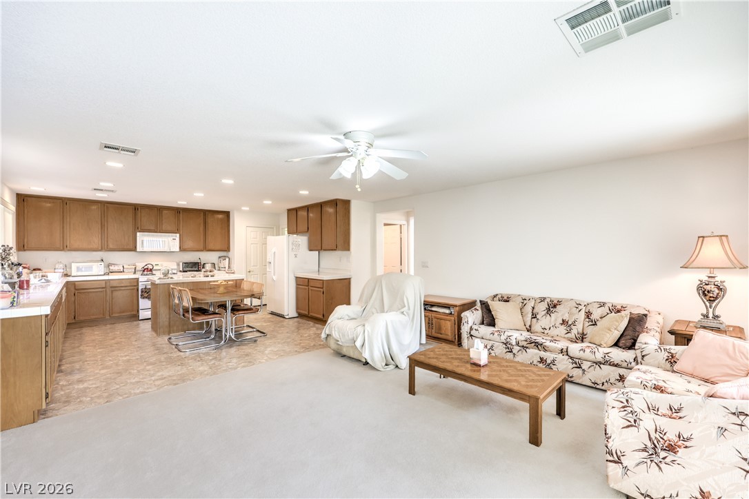 6532 Giant Oak Street Property Photo 14