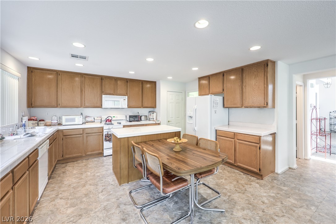 6532 Giant Oak Street Property Photo 15