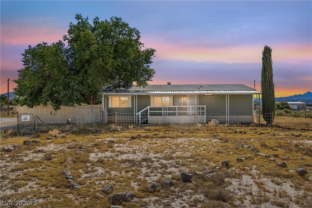 120 North Mojave Street Property Photo 1