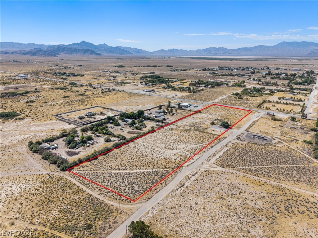 120 North Mojave Street Property Photo 6