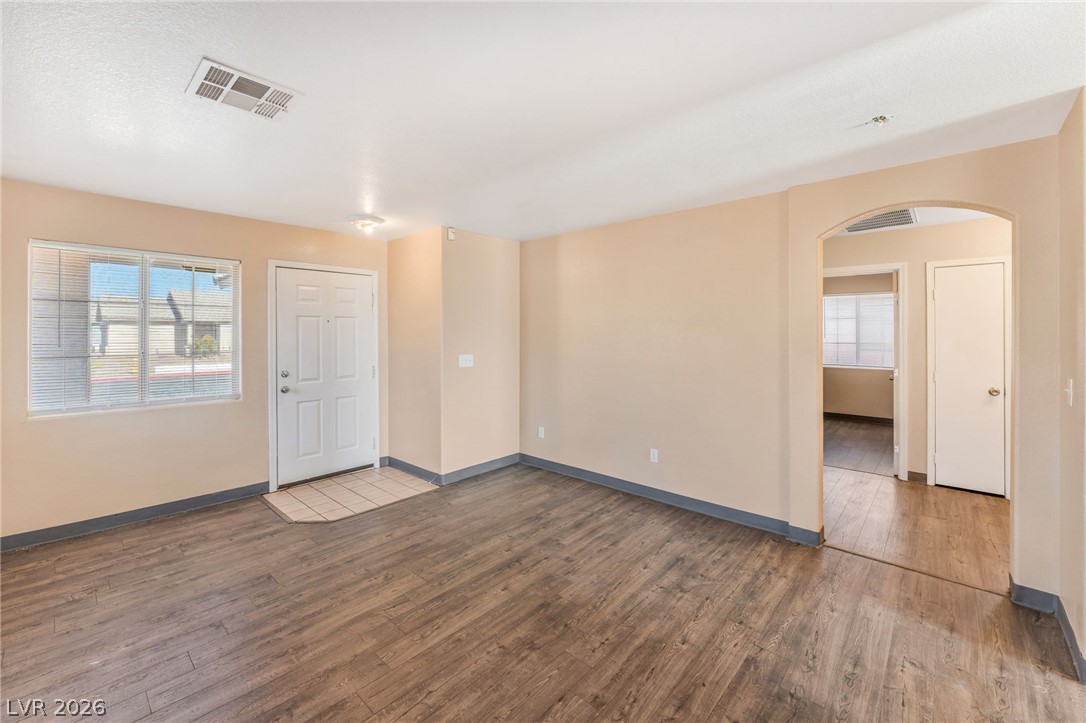 2306 Glastonbury Thorn Street Property Photo 3
