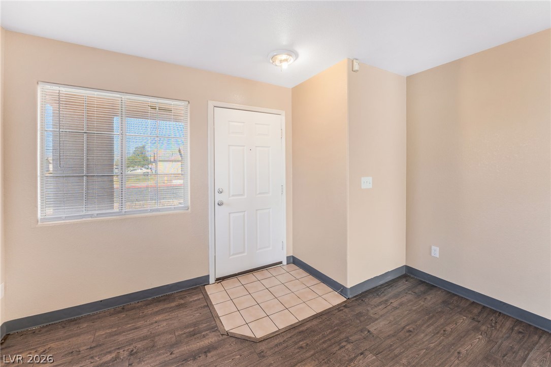 2306 Glastonbury Thorn Street Property Photo 14