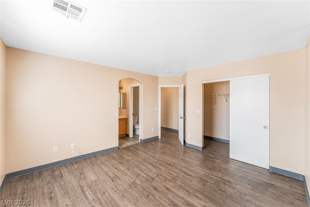 2306 Glastonbury Thorn Street Property Photo 16