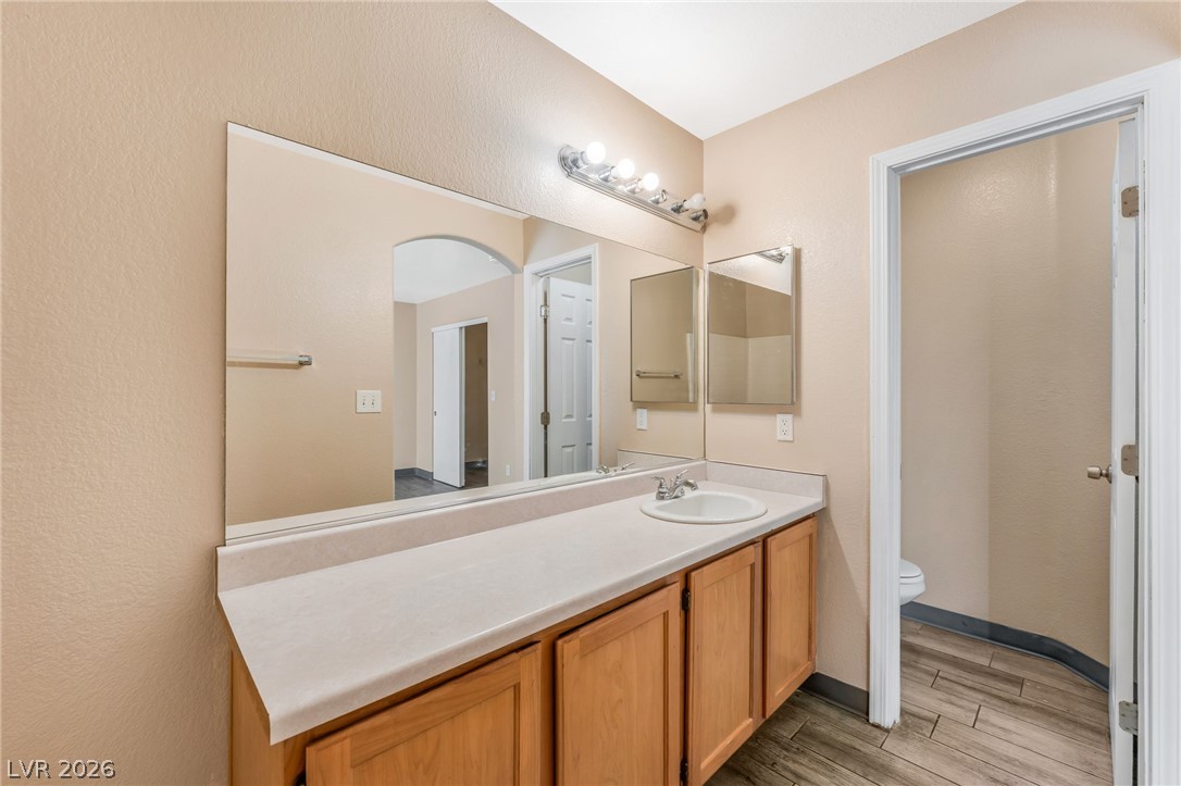 2306 Glastonbury Thorn Street Property Photo 19