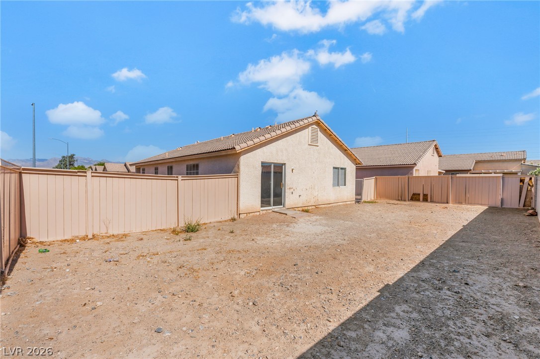 2306 Glastonbury Thorn Street Property Photo 30