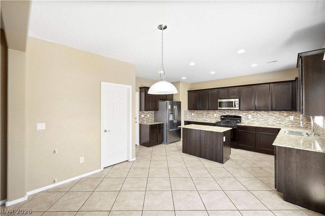 7734 Tree Lane Peak Court Property Photo 8