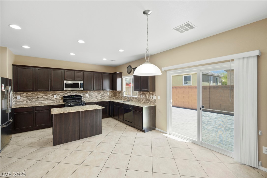 7734 Tree Lane Peak Court Property Photo 9