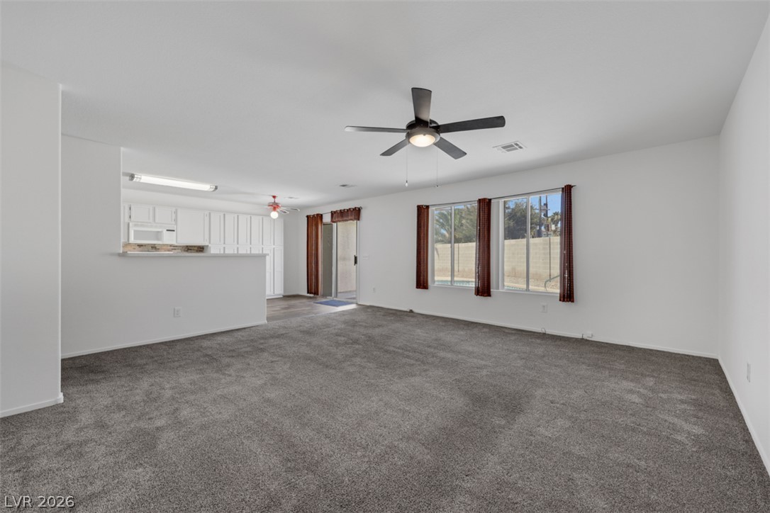 5211 Joshua Jose Street Property Photo 9