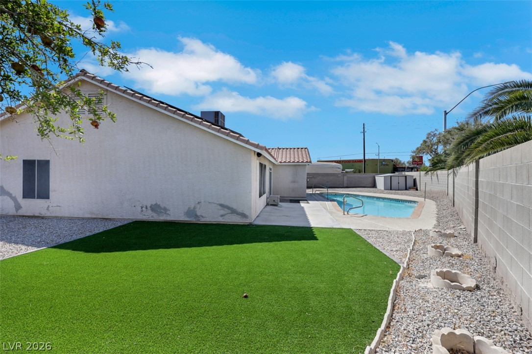 5211 Joshua Jose Street Property Photo 32