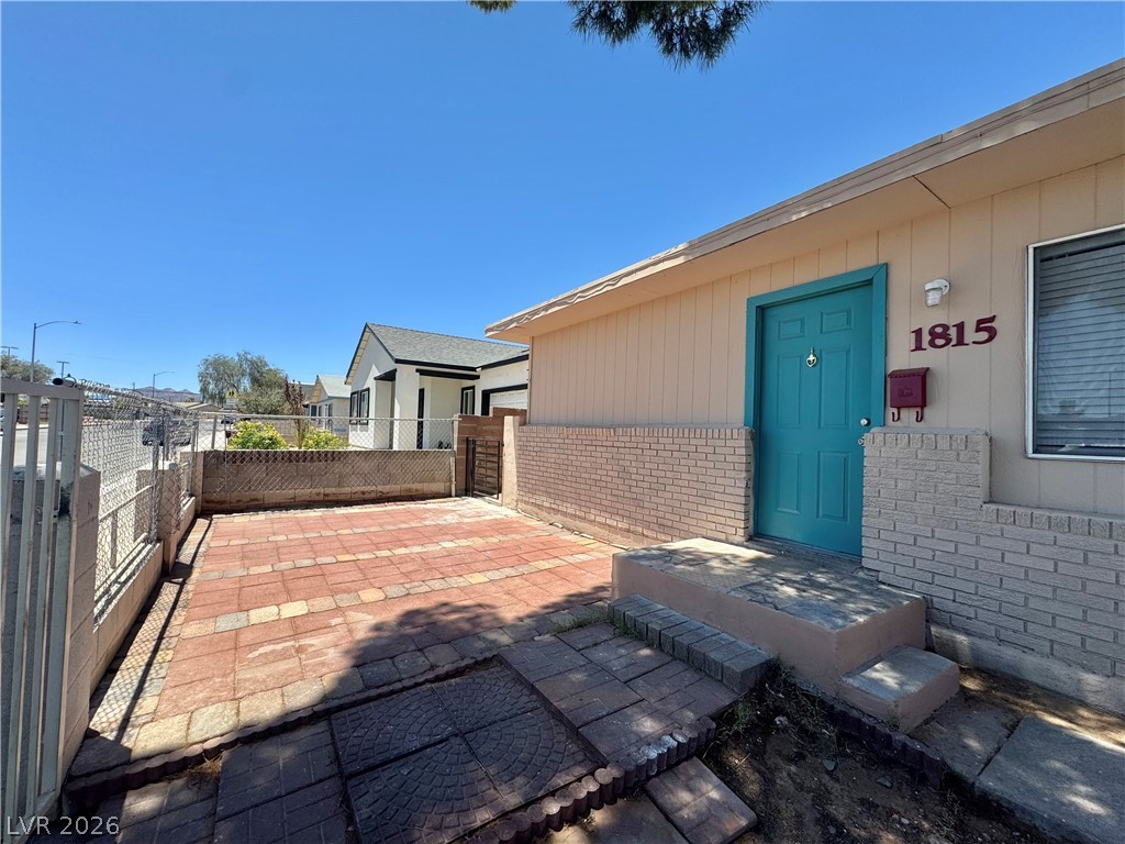 1815 Evelyn Avenue Property Photo 3