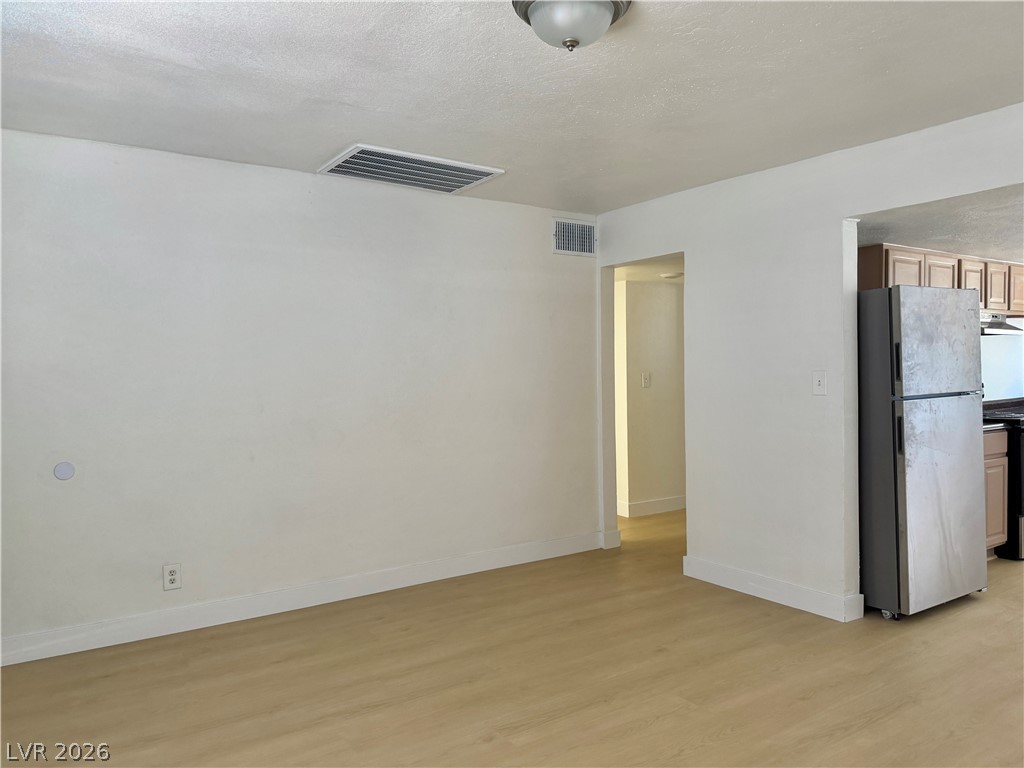 1815 Evelyn Avenue Property Photo 6
