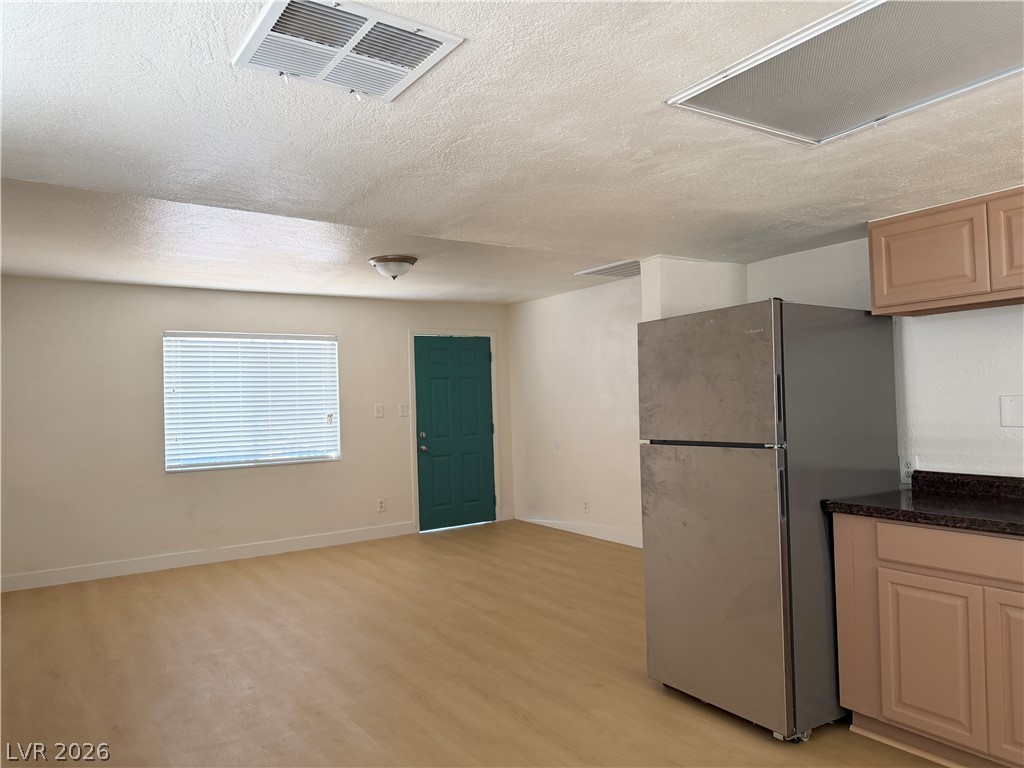 1815 Evelyn Avenue Property Photo 9