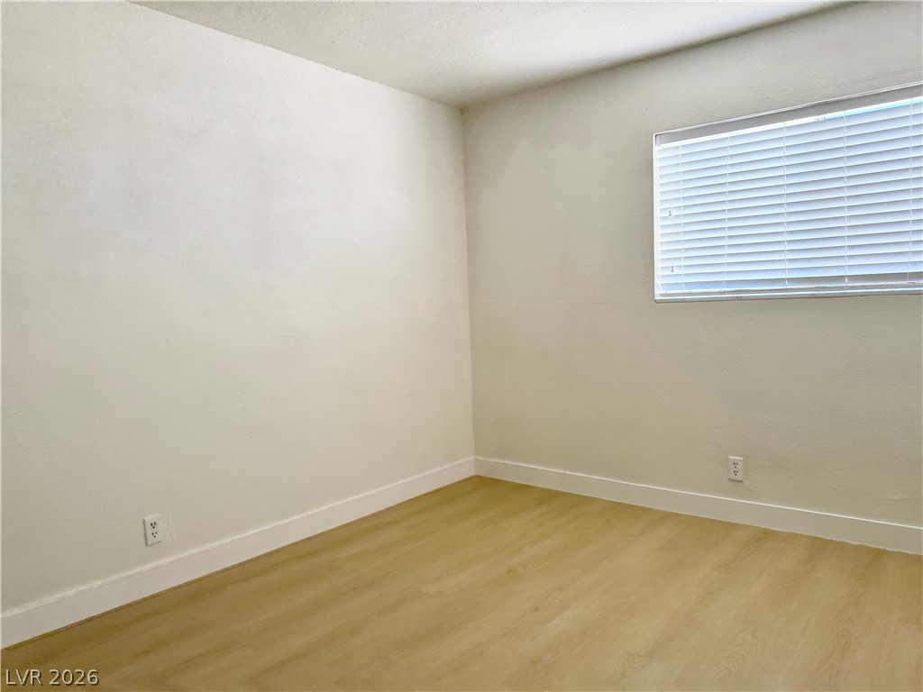 1815 Evelyn Avenue Property Photo 11