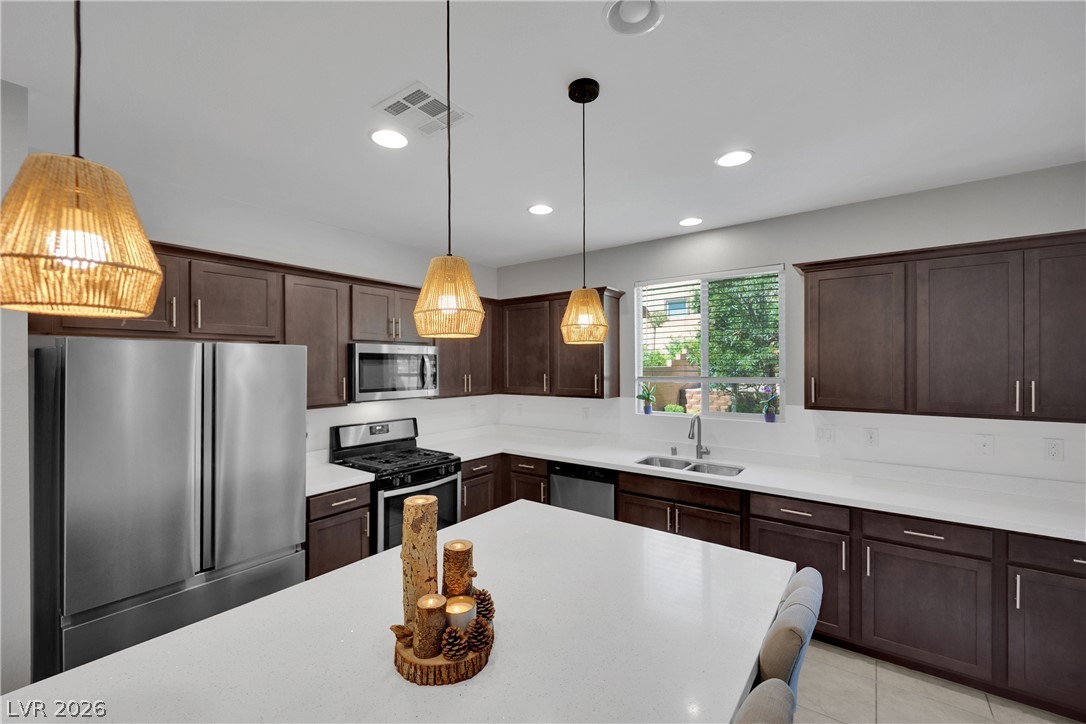 8031 Skye Bridge Street Property Photo 14