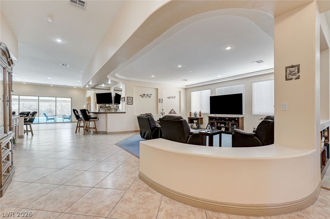 10093 Golden Bluff Avenue Property Photo 6