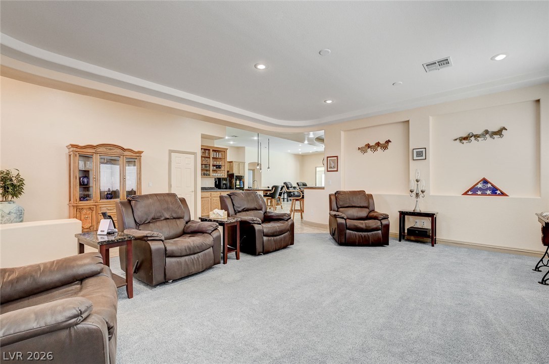 10093 Golden Bluff Avenue Property Photo 13