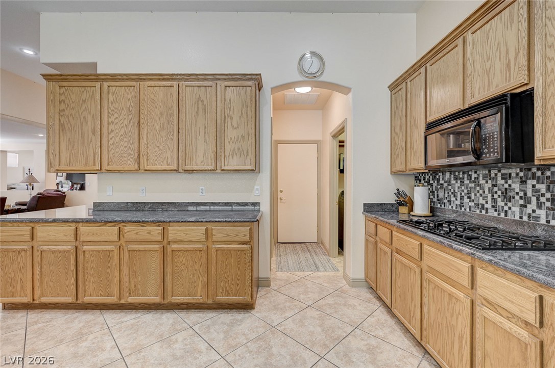 10093 Golden Bluff Avenue Property Photo 28