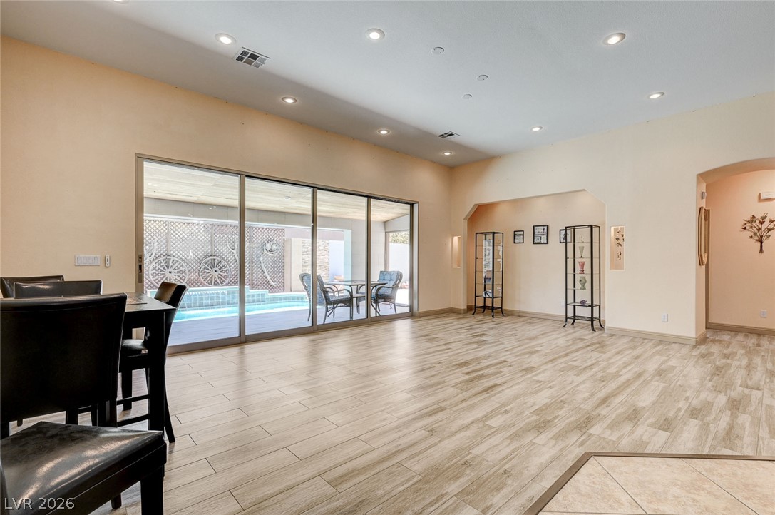 10093 Golden Bluff Avenue Property Photo 30