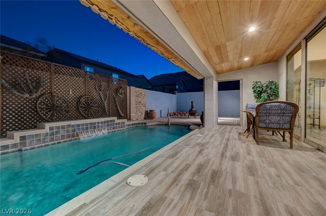 10093 Golden Bluff Avenue Property Photo 49