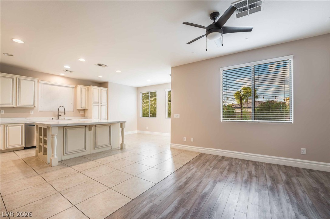 220 Via Mezza Luna Court Property Photo 8