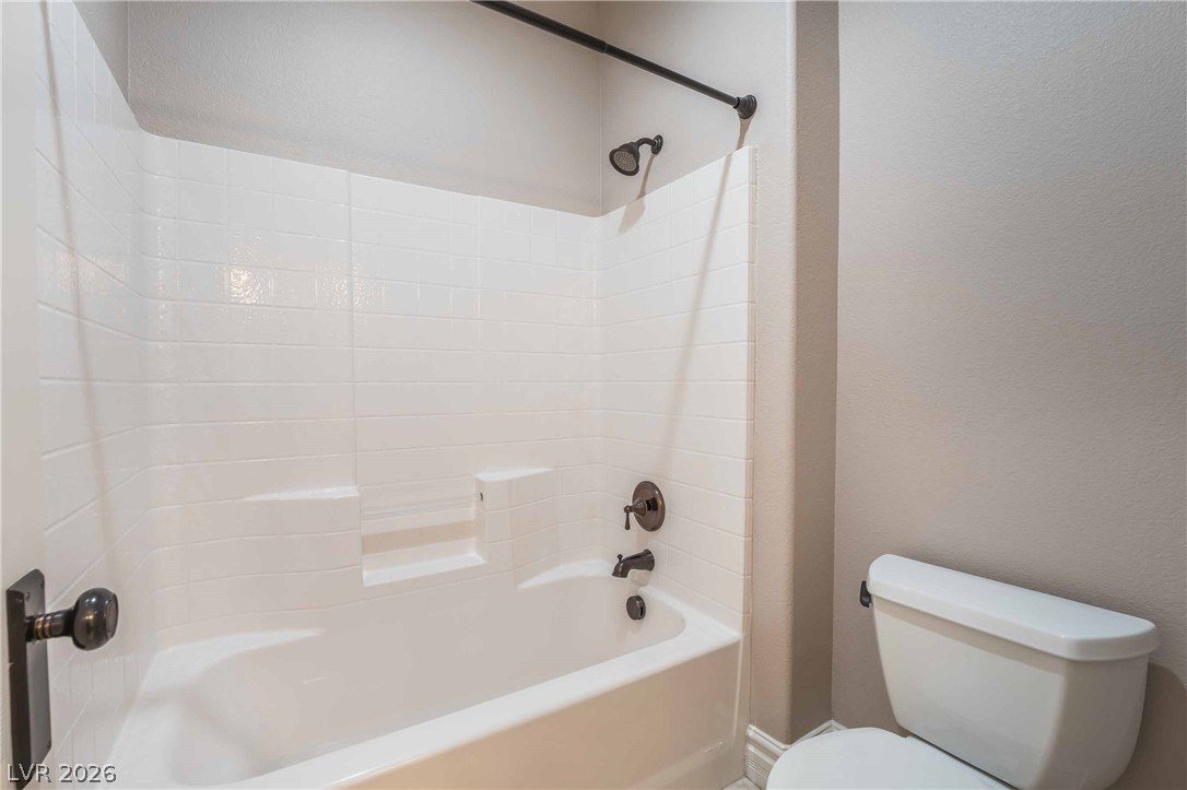220 Via Mezza Luna Court Property Photo 31