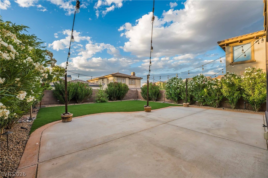 220 Via Mezza Luna Court Property Photo 41