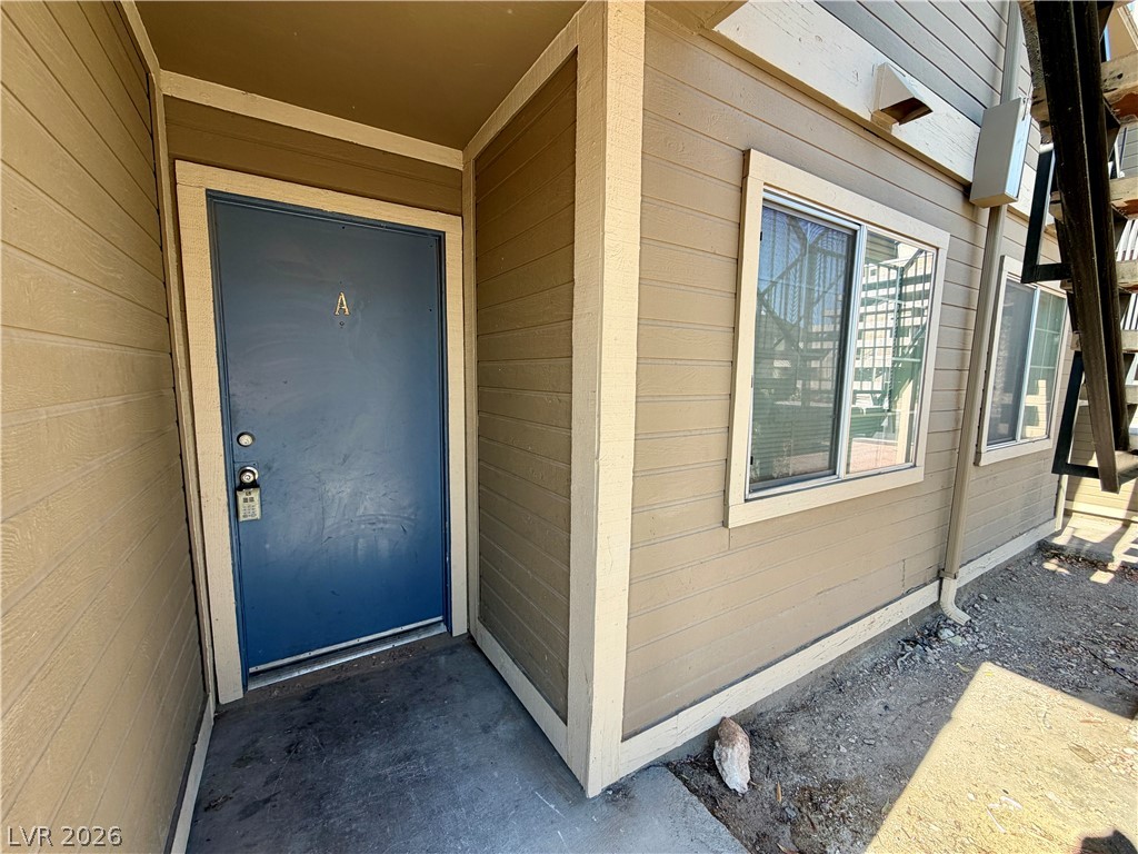 2704 Aarondavid Drive A Property Photo 2