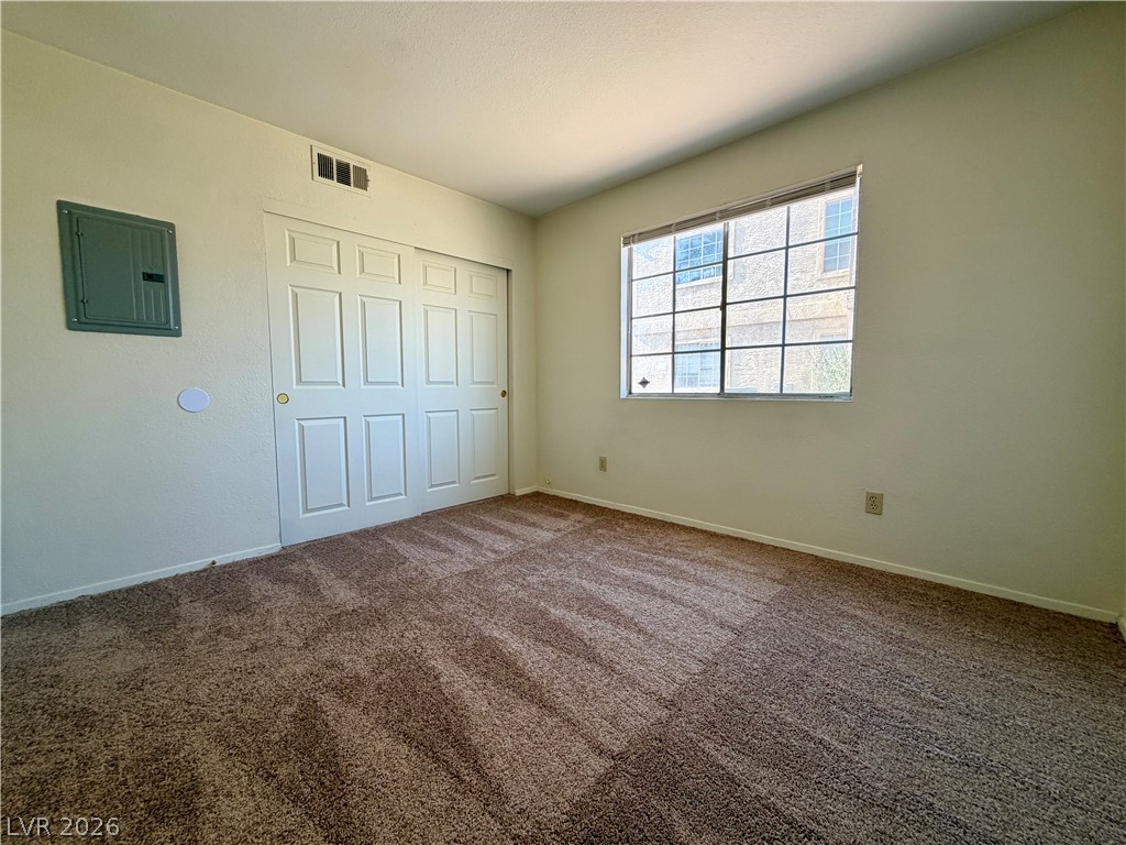 2704 Aarondavid Drive A Property Photo 8