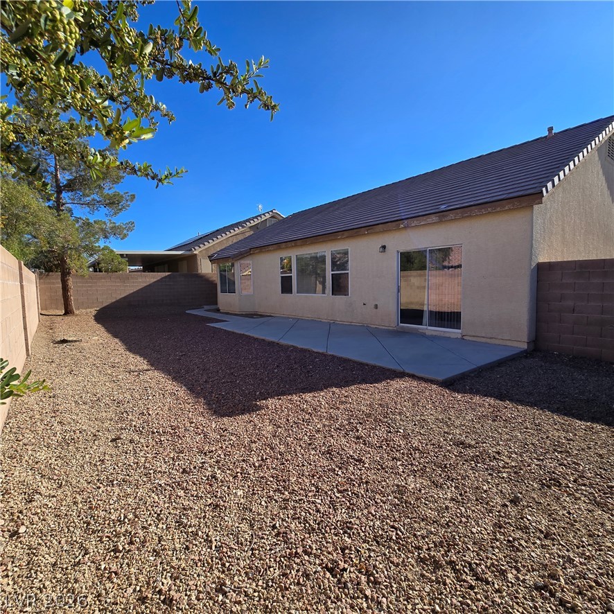9234 Kingston Road Property Photo 2