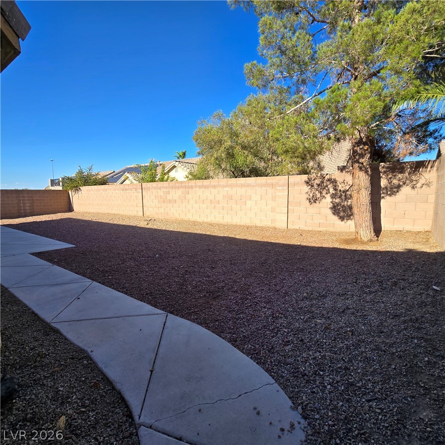 9234 Kingston Road Property Photo 5