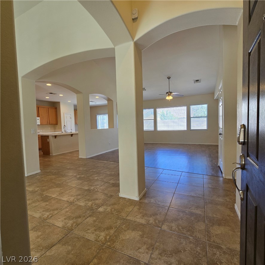 9234 Kingston Road Property Photo 9