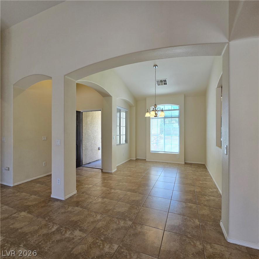 9234 Kingston Road Property Photo 10