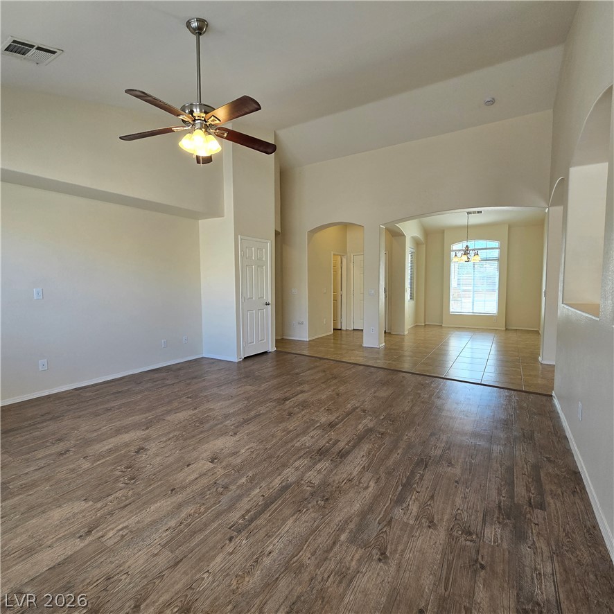 9234 Kingston Road Property Photo 14