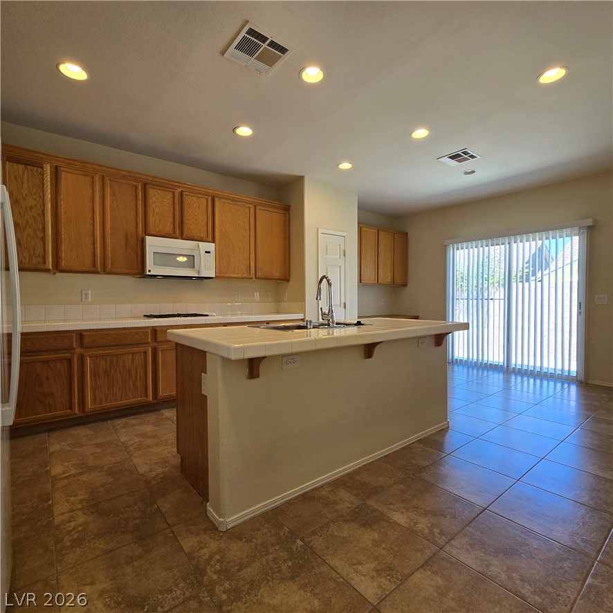 9234 Kingston Road Property Photo 15
