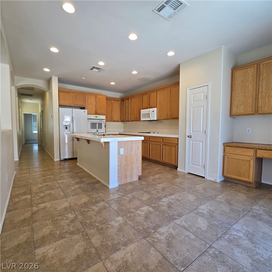 9234 Kingston Road Property Photo 16