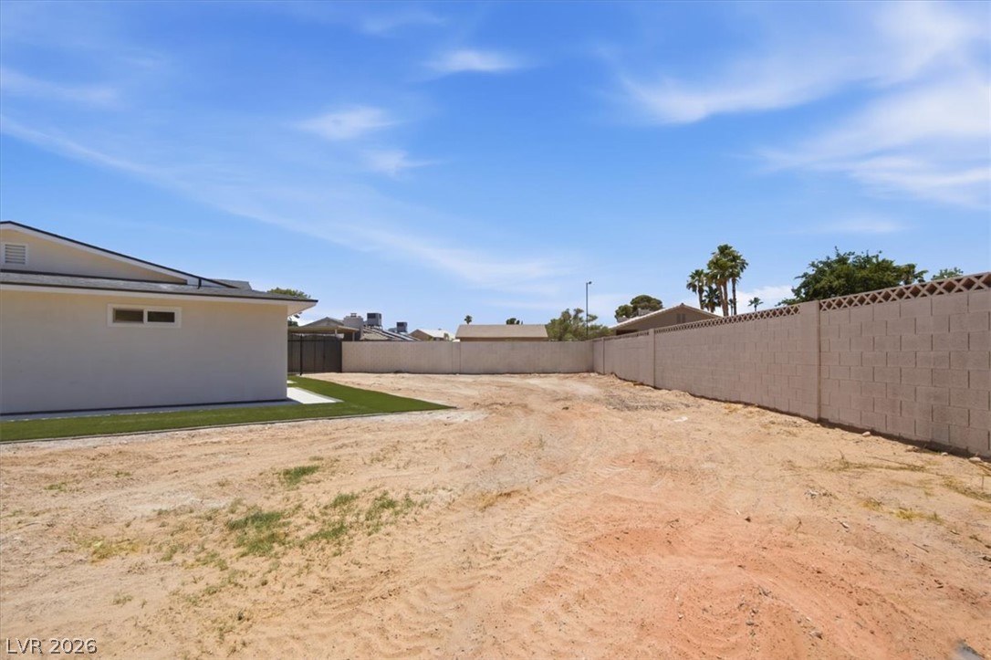 3660 West Robindale Road Property Photo 39