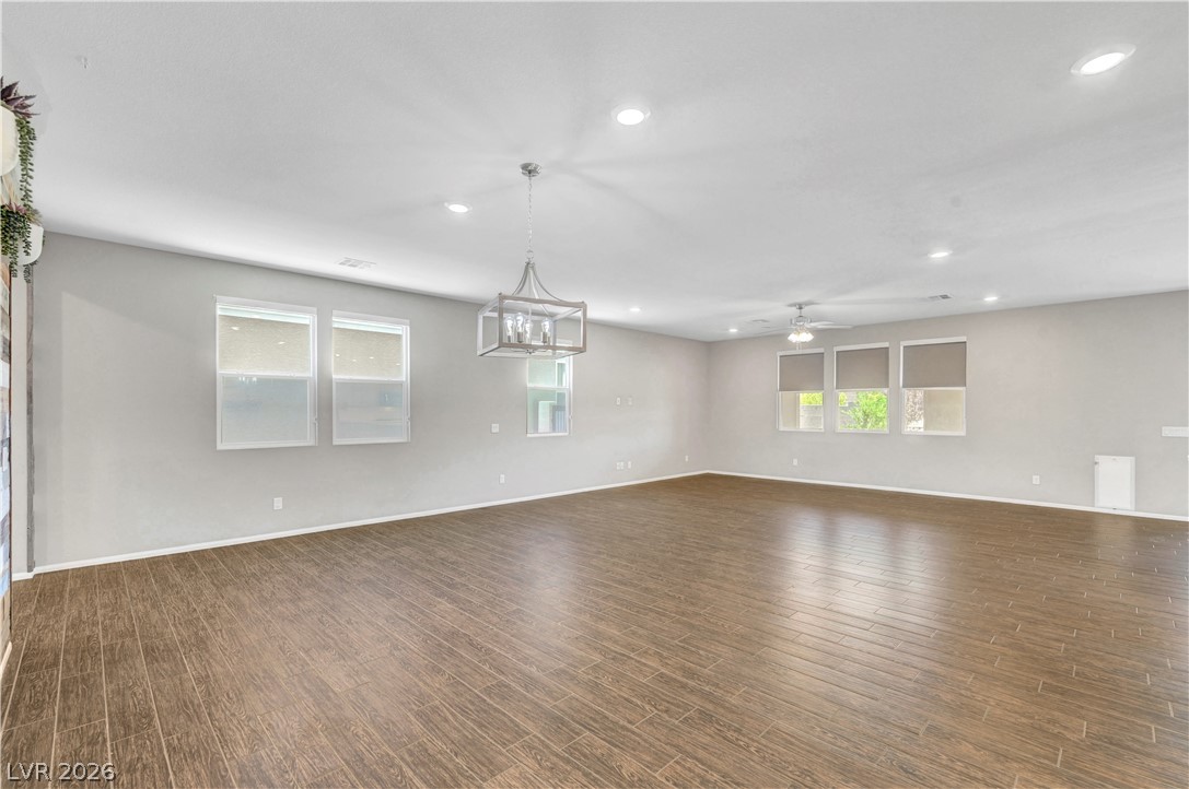 1516 Deep Valley Avenue Property Photo 12
