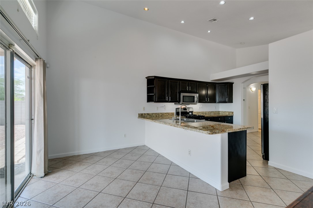 4411 Golden Palomino Lane Property Photo 14