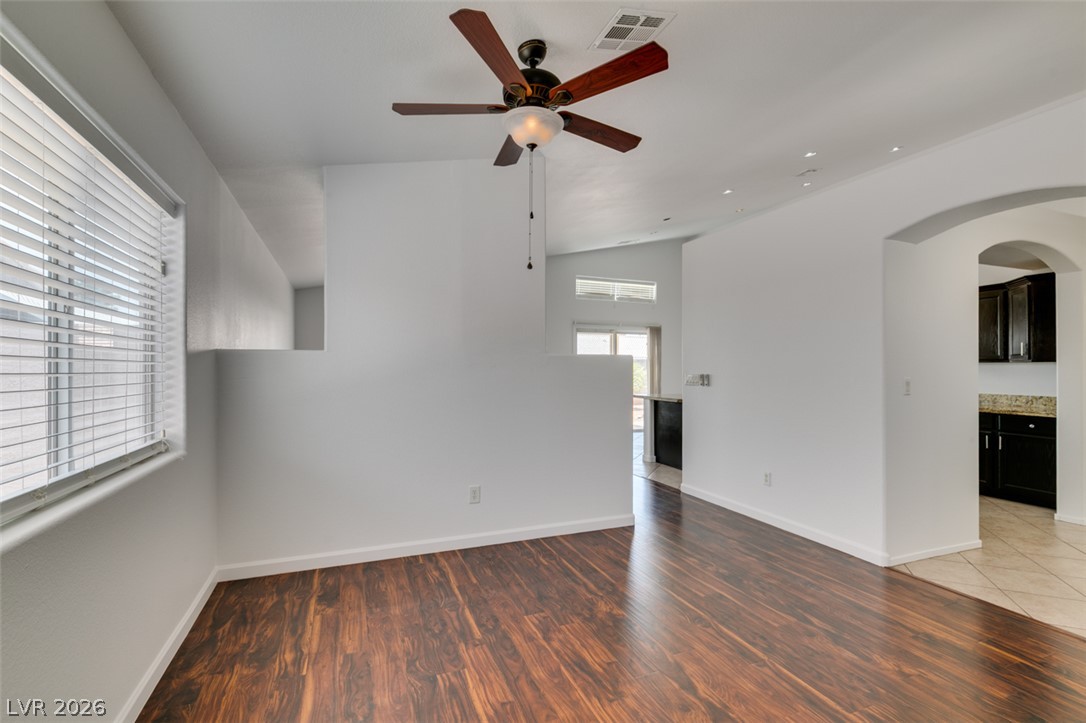 4411 Golden Palomino Lane Property Photo 24