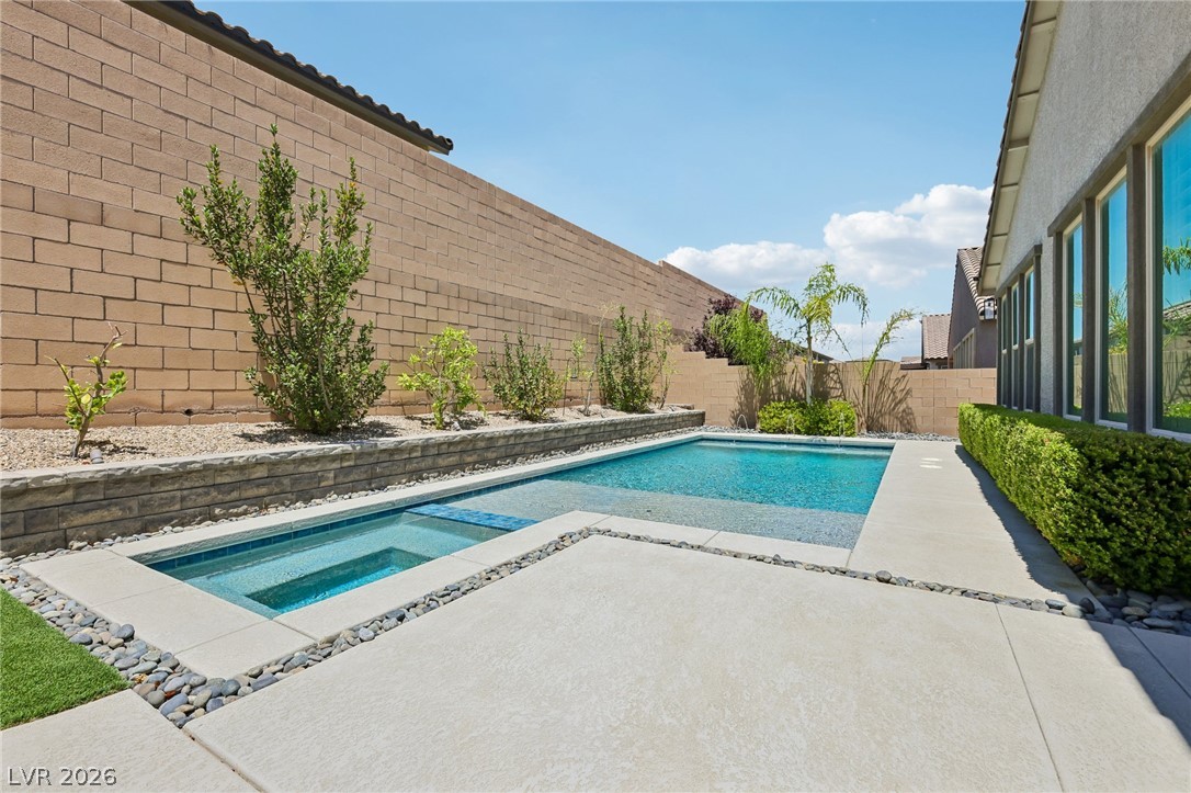 8269 Skye Gorge Street Property Photo 32