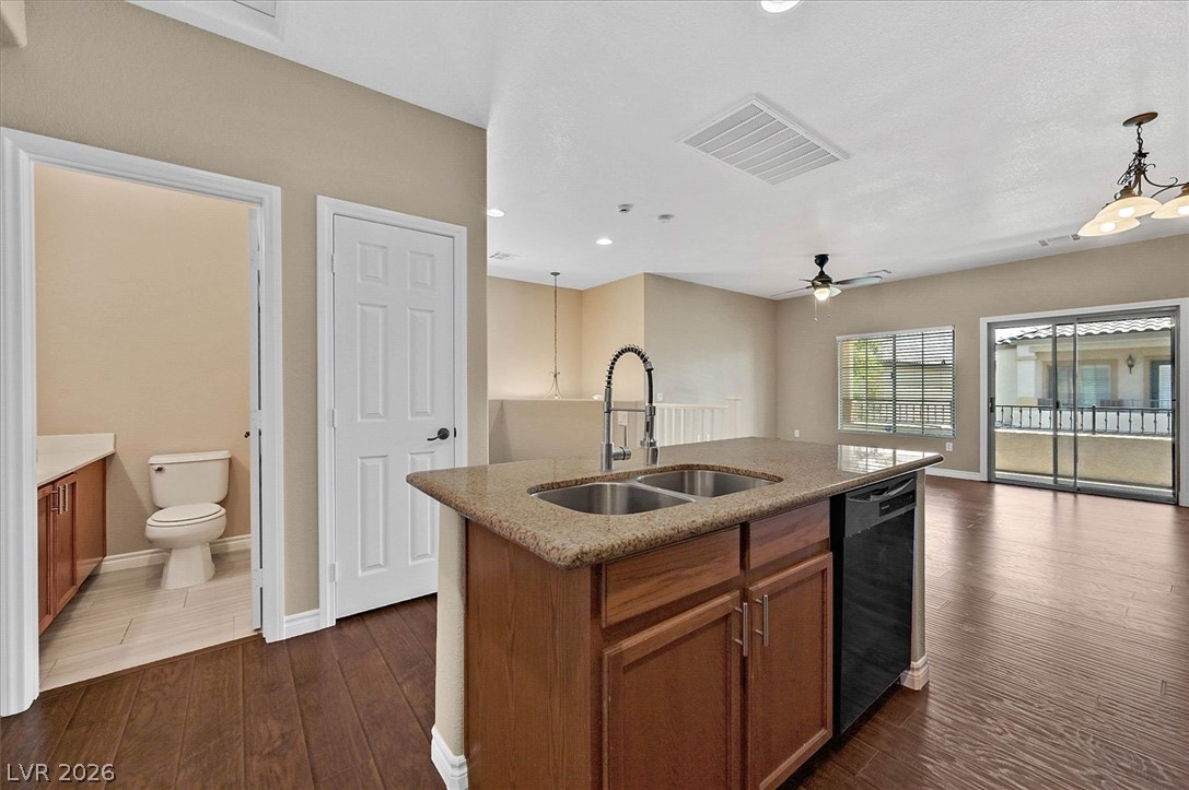 9754 Sandybuck Court Property Photo 18