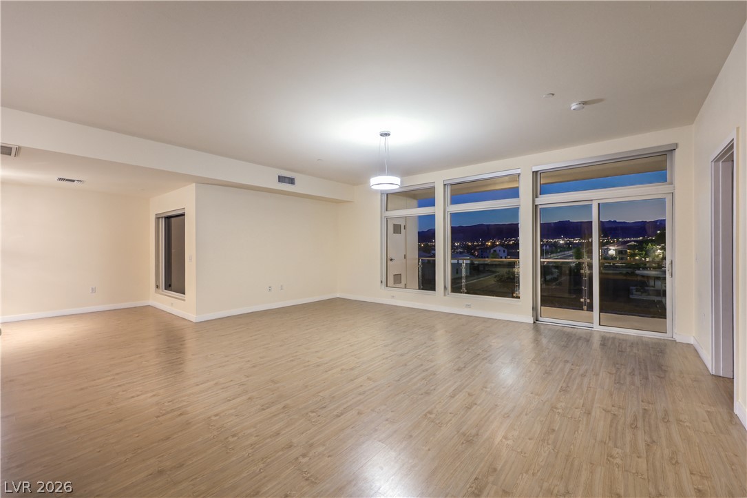 8925 West Flamingo Road 312 Property Photo 5